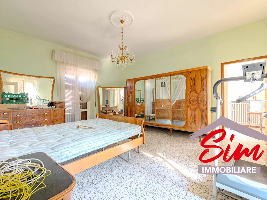 Immagine 17 di Casa bifamiliare in vendita  in Via Cavour sn a Borgolavezzaro