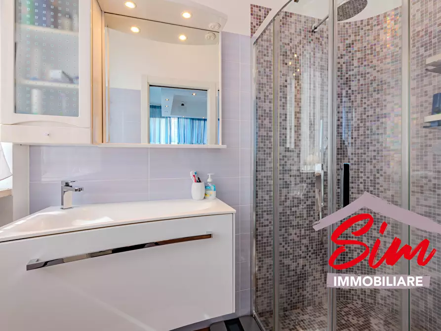 Immagine 29 di Trilocale in vendita  in Via Andrea Costa 19 a Novara