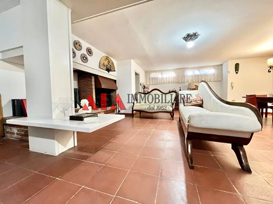 Immagine 33 di Villa in vendita  in Via Palermo a Pontedera