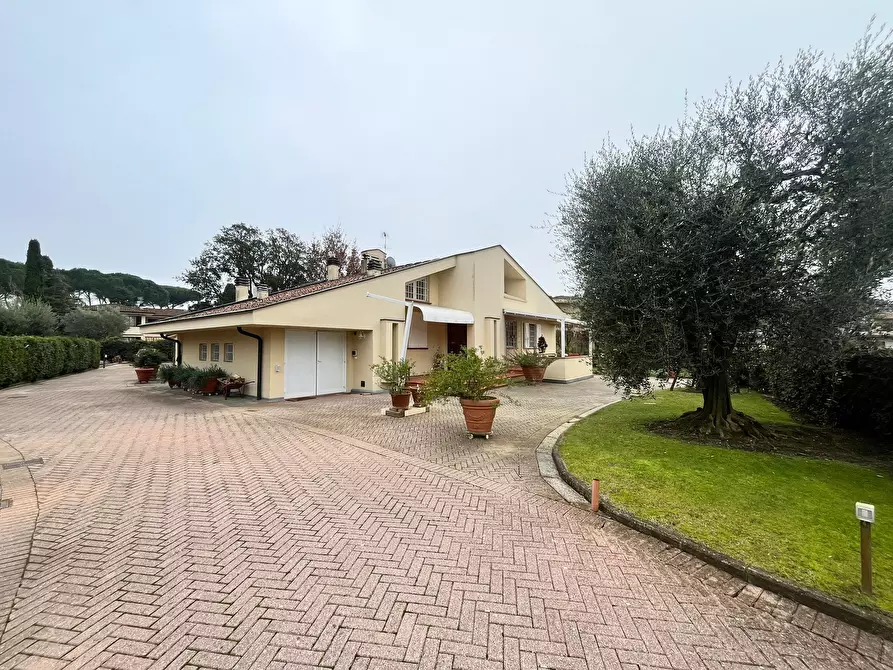 Immagine 27 di Villa in vendita  in Via Bologna a Pontedera