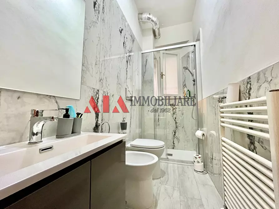 Immagine 22 di Pentalocale in vendita  in Via Indipendenza a Livorno