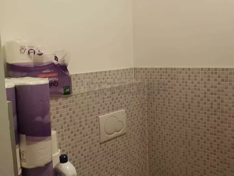 Immagine 11 di Ufficio in affitto  a Mirano