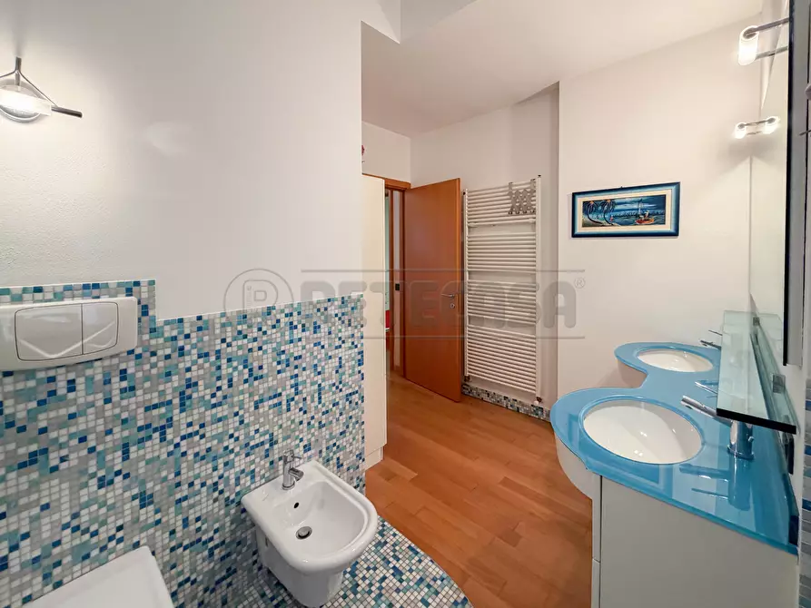 Immagine 23 di Porzione di casa in vendita  in Via Monte Summano a Costabissara