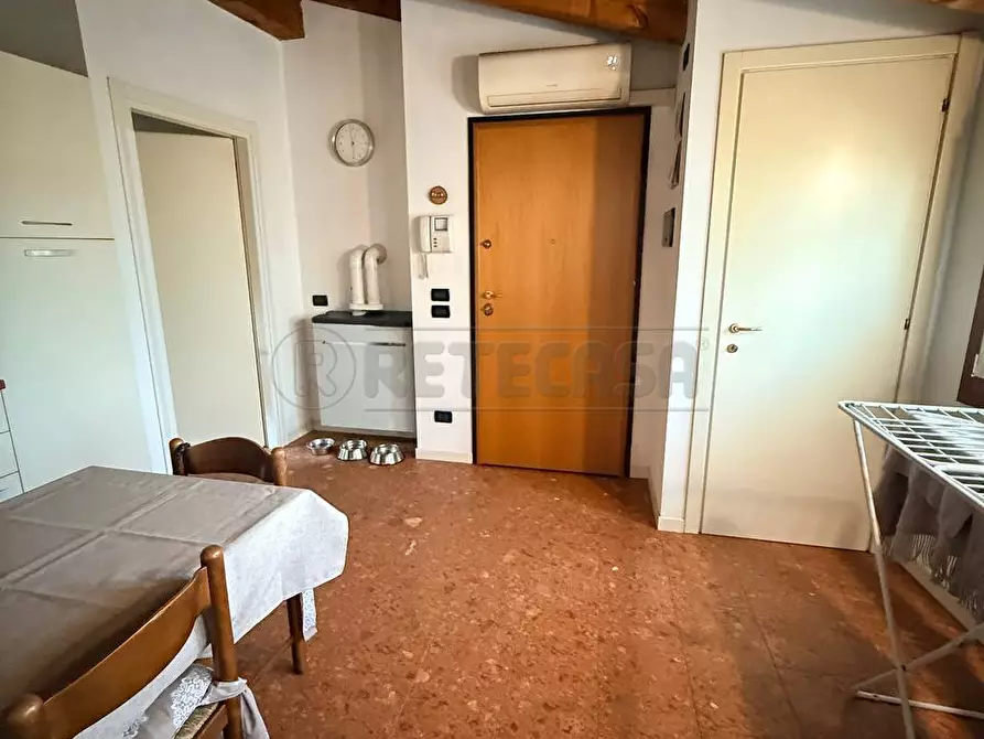 Immagine 2 di Mansarda in affitto  in Corso G. Matteotti 52 a Montecchio Maggiore