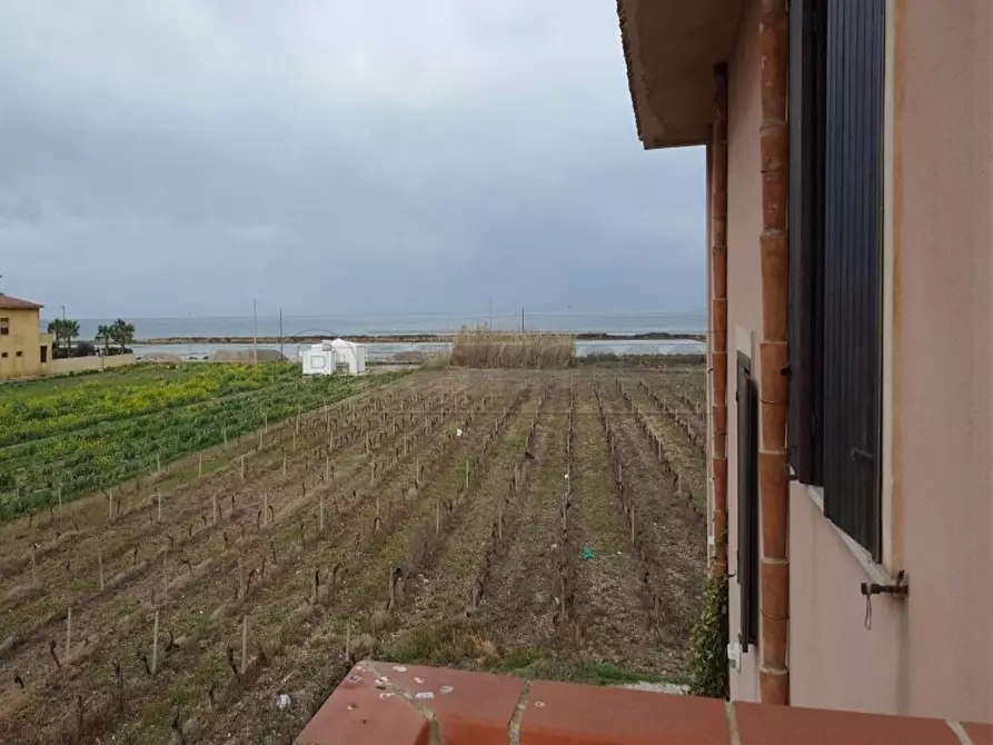 Immagine 25 di Villa in vendita  in contrada spagnola snc a Marsala