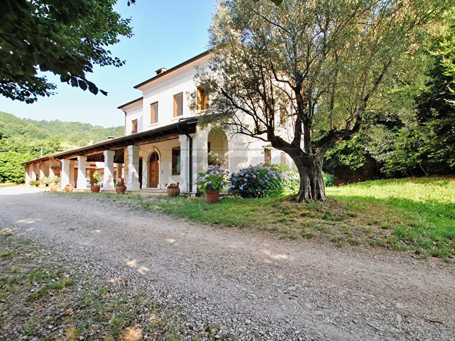 Immagine 4 di Villa in vendita  in Via Savegnago 1b a Cornedo Vicentino