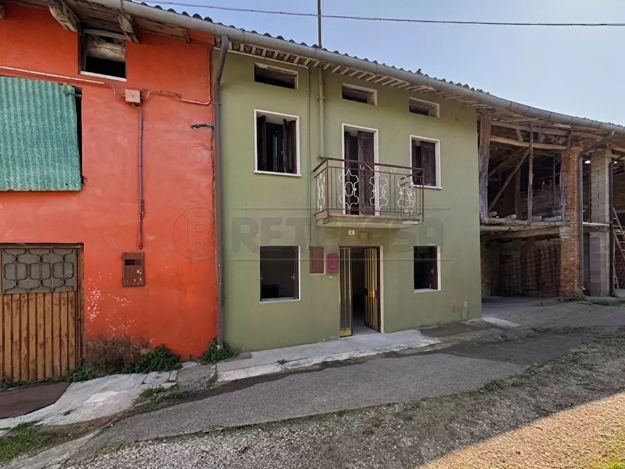 Immagine 2 di Casa semindipendente in vendita  in Contrada Marcantoni 3 a Valdagno