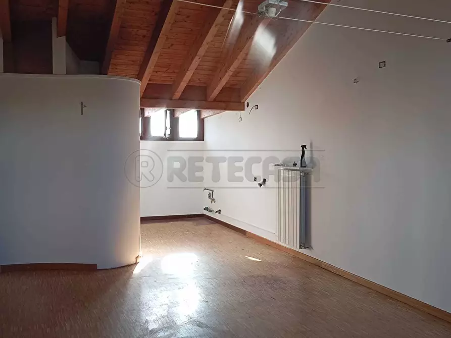 Immagine 3 di Trilocale in vendita  a Bergamo