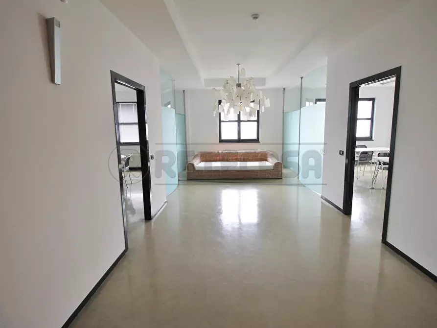 Immagine 24 di Attività artigianale in vendita  a Montebello Vicentino