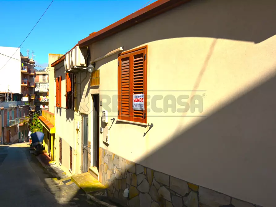 Immagine 2 di Casa indipendente in vendita  in Salita Montesanto 17 a Messina