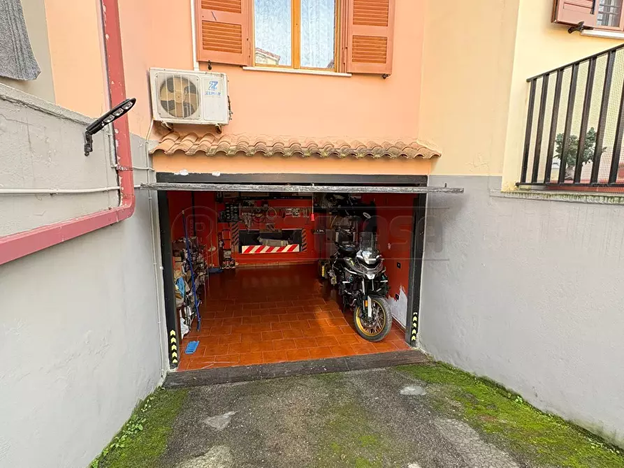 Immagine 4 di Villetta a schiera in vendita  in Via Giudice Falcone a Marcianise