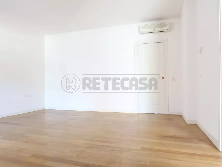 Immagine 10 di Bilocale in vendita  in Via Riello a Vicenza