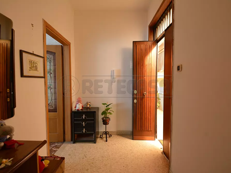 Immagine 2 di Appartamento in vendita  in Via Consolare Pompea 7 a Messina