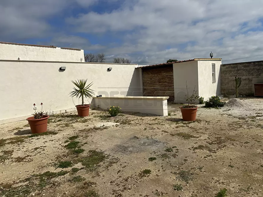 Immagine 14 di Villa in vendita  a Campobello Di Mazara