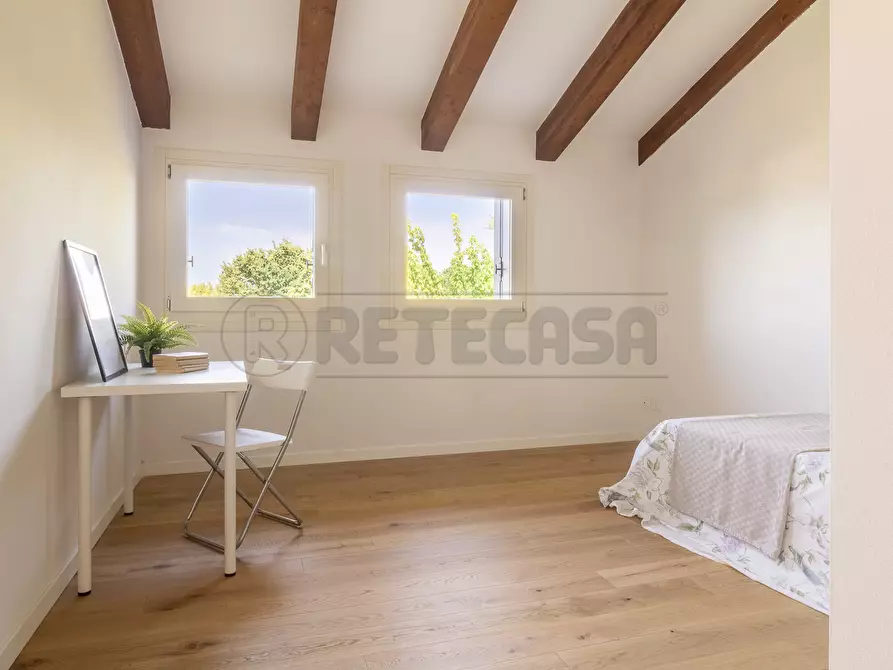 Immagine 16 di Bilocale in vendita  in Via Zuccola 37 a Bolzano Vicentino