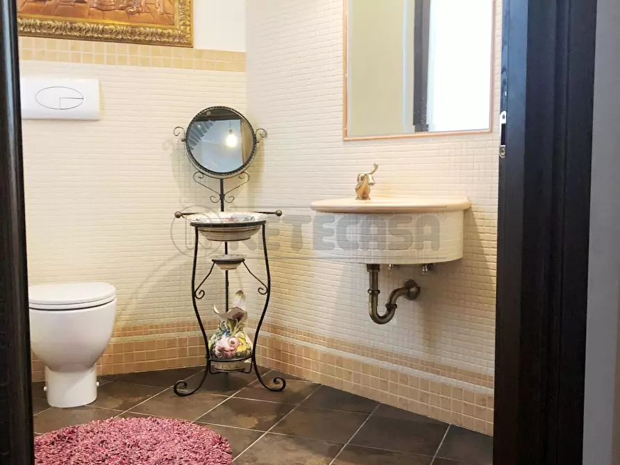 Immagine 23 di Villa in vendita  a Francavilla Al Mare