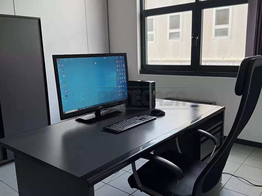 Immagine 14 di Ufficio in affitto  a Vicenza