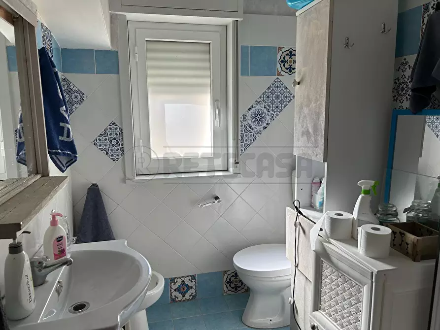 Immagine 9 di Bilocale in affitto  in Via Gabriele Amico Valenti 117 a Caltanissetta
