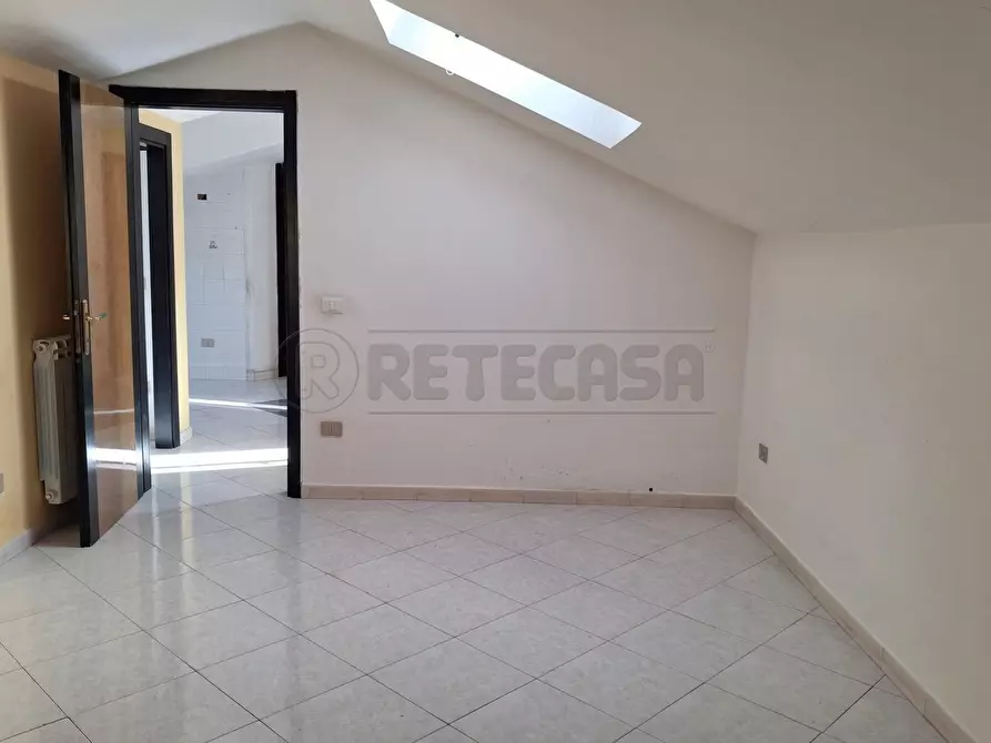 Immagine 16 di Quadrilocale in affitto  in Via Giacomo Colombo a Marcianise