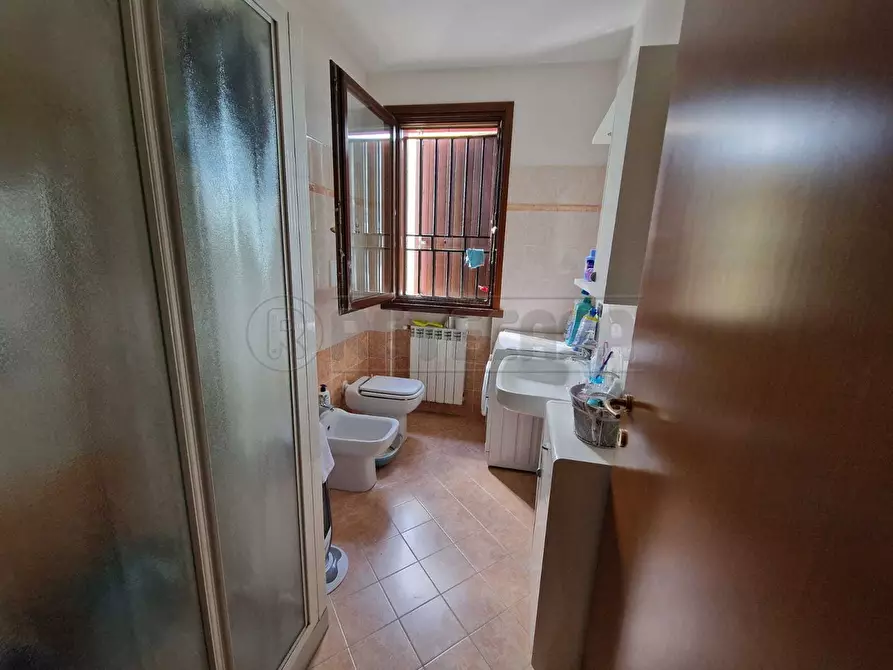 Immagine 9 di Bilocale in vendita  a Cicognolo