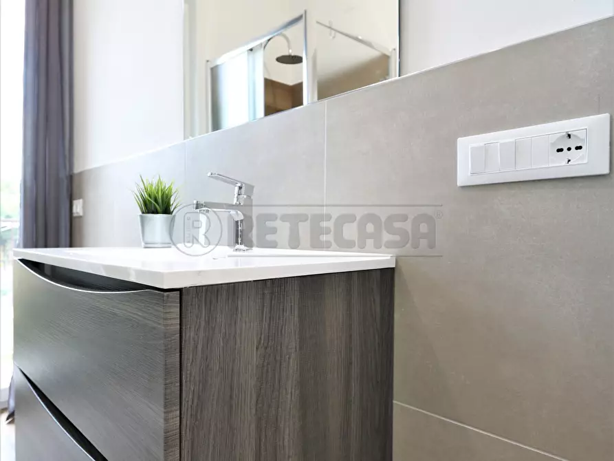 Immagine 62 di Stanza singola in affitto  a Vicenza