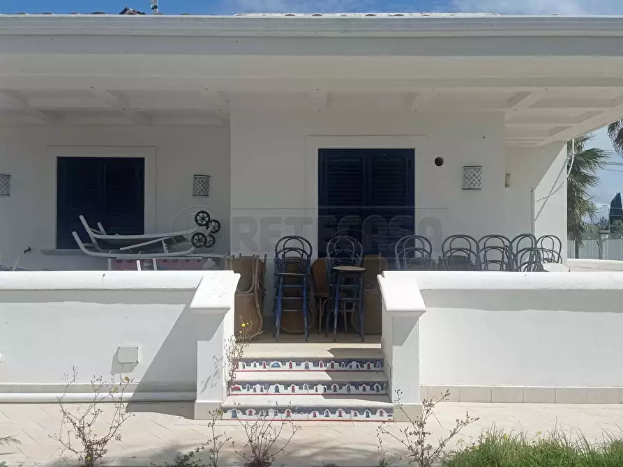 Immagine 14 di Villa in vendita  a Castelvetrano