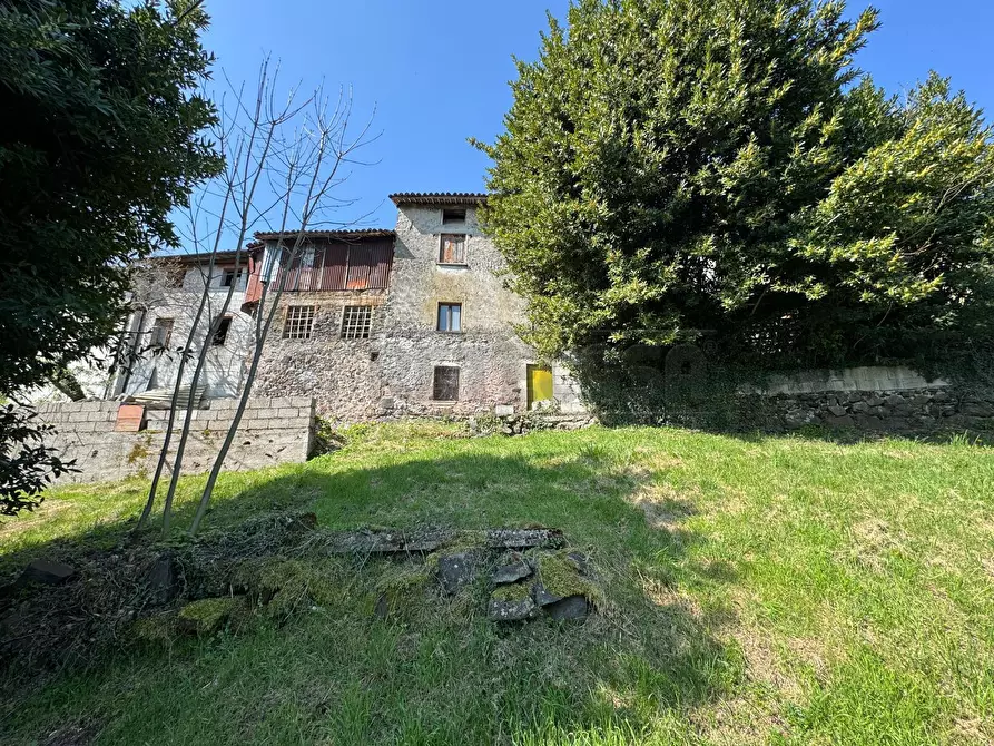 Immagine 3 di Casa semindipendente in vendita  in Contrada Marcantoni 3 a Valdagno