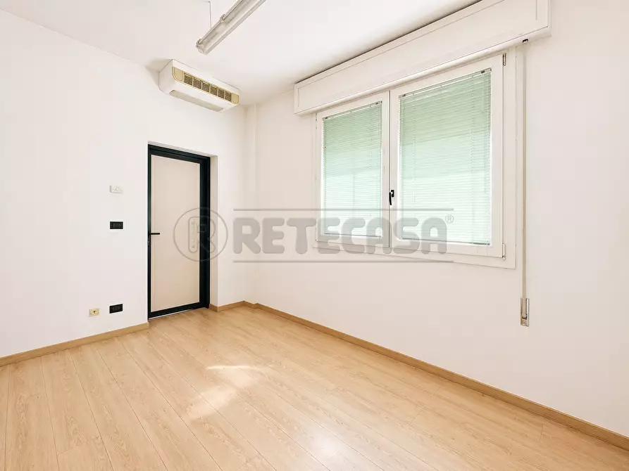 Immagine 5 di Ufficio in affitto  in Via dei Colli 33 a Padova