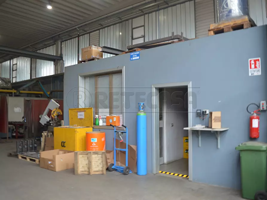 Immagine 13 di Attività artigianale in vendita  in Via Natta 17 a Brendola