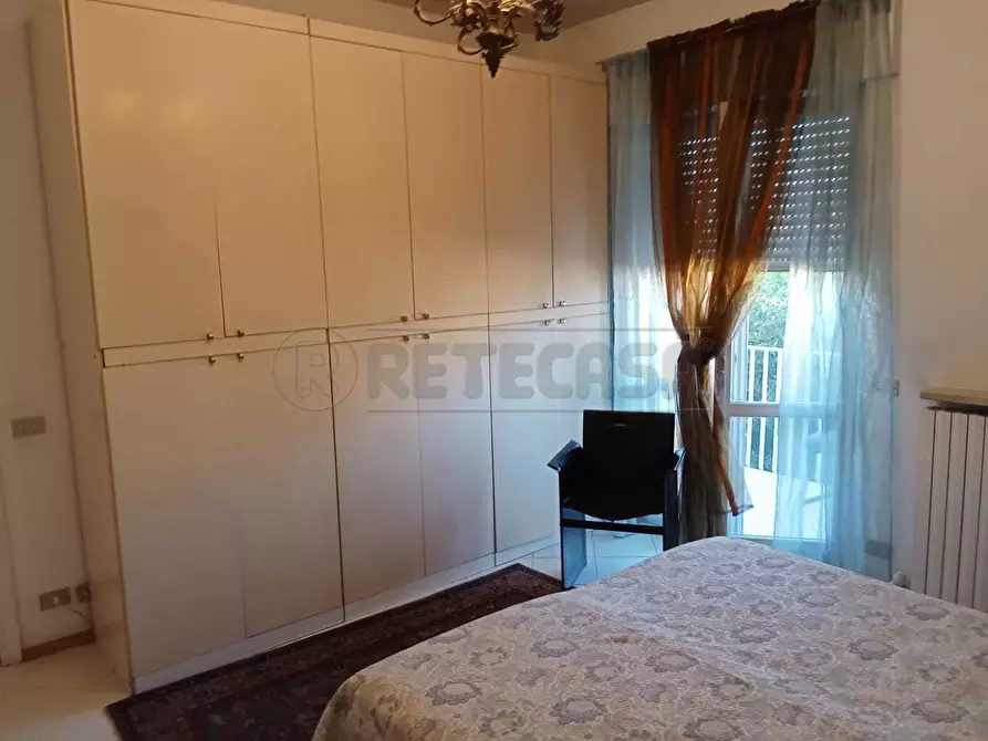 Immagine 17 di Quadrilocale in affitto  a Seriate