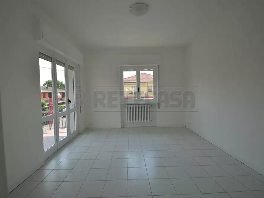 Immagine 3 di Porzione di casa in affitto  a Azzano San Paolo