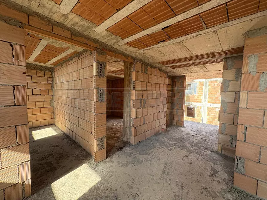 Immagine 11 di Terratetto in vendita  in Via de Maio Paolo a Marcianise