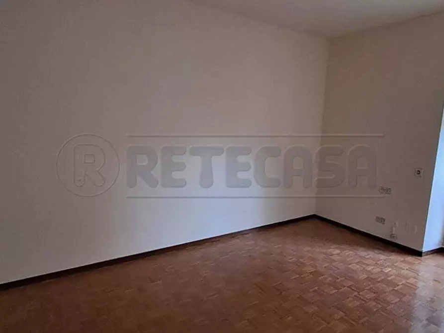 Immagine 19 di Quadrilocale in vendita  in Viale Papa Giovanni XXIII 45 a Bergamo