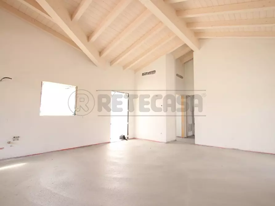 Immagine 1 di Porzione di casa in vendita  in Via Dante Alighieri a Longare