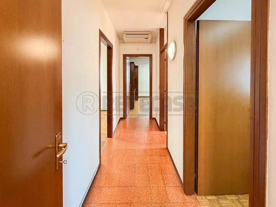 Immagine 27 di Trilocale in vendita  in Via Giacomo Puccini a Altavilla Vicentina
