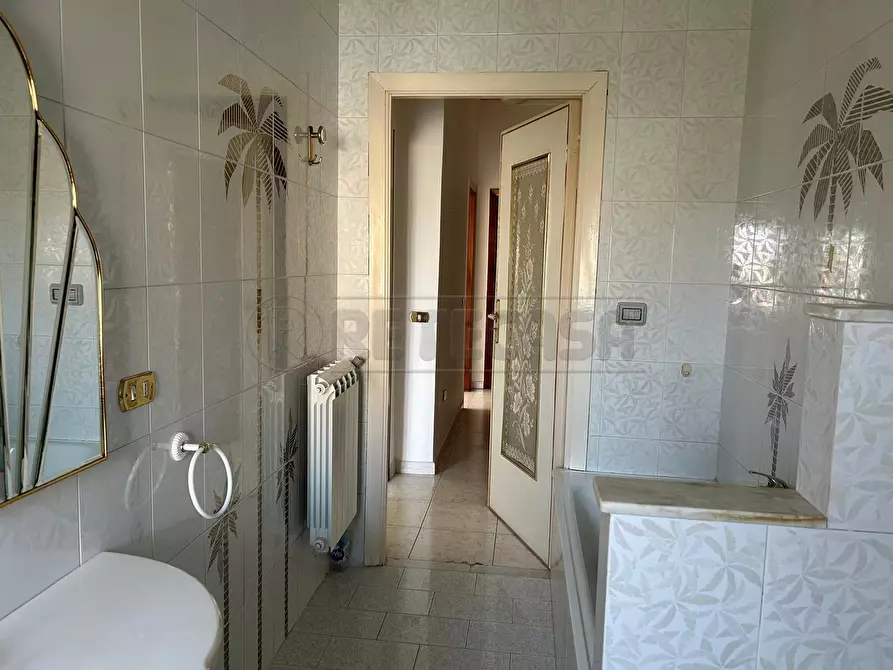 Immagine 10 di Trilocale in vendita  in viale Della Regione 54 a Caltanissetta