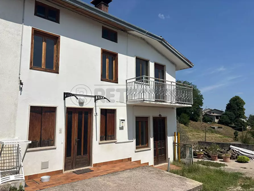 Immagine 1 di Casa semindipendente in vendita  a Arzignano