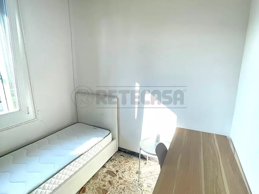 Immagine 8 di Stanza singola in affitto  in corso Padova a Vicenza