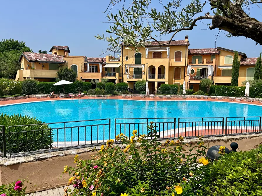 Immagine 36 di Bilocale in vendita  in Via del Torchio 21F a Manerba Del Garda