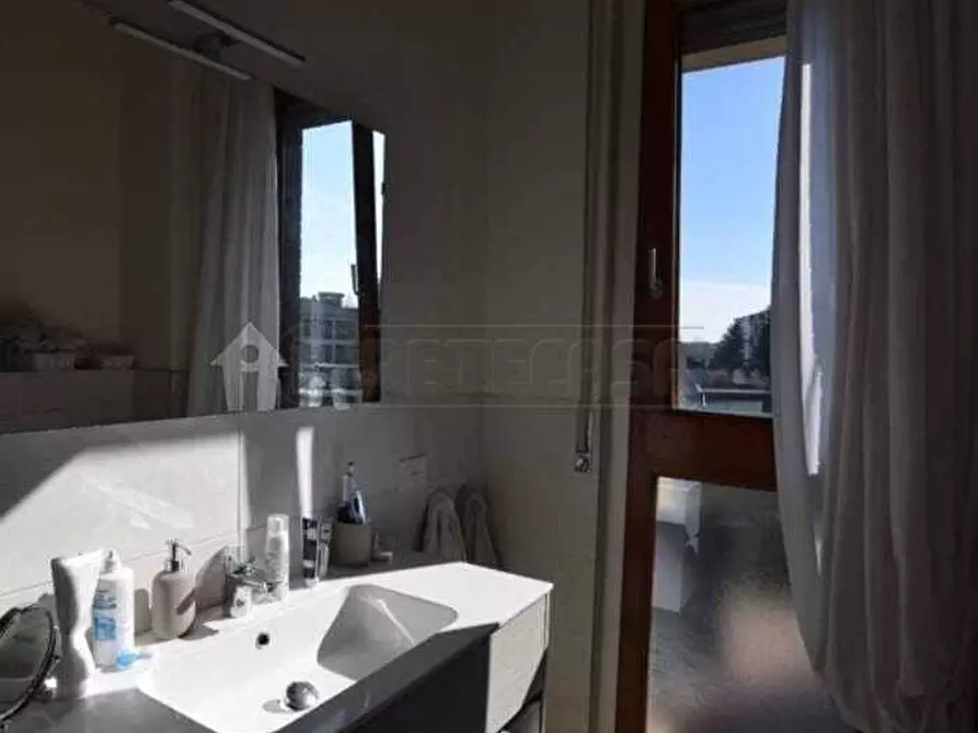 Immagine 2 di Appartamento in vendita  a Bergamo