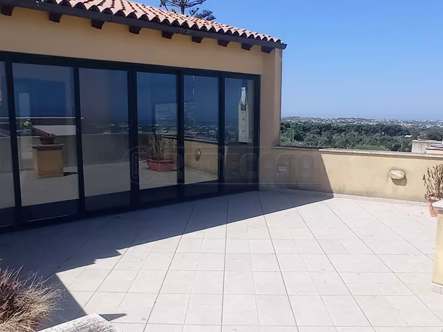 Immagine 23 di Palazzo in vendita  a Marsala