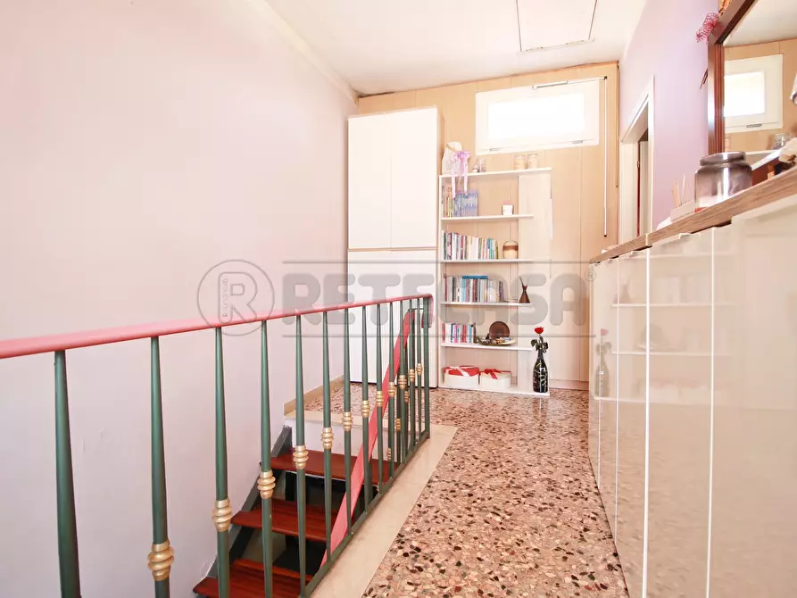 Immagine 20 di Casa semindipendente in vendita  in Via XXIV Maggio 43 a Montebello Vicentino