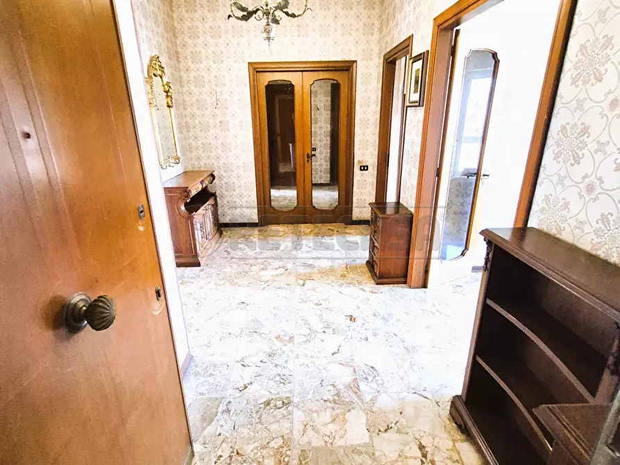 Immagine 6 di Quadrilocale in vendita  in Viale Gabriele D'Annunzio 210 a Pescara
