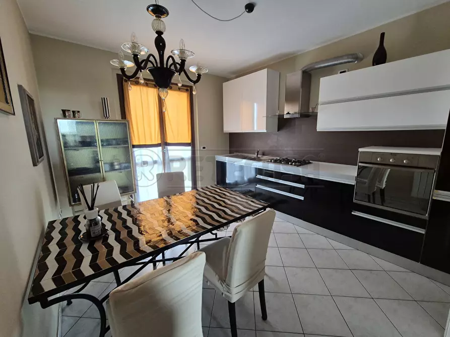 Immagine 4 di Bilocale in vendita  in Via Croce Grande a Cremona