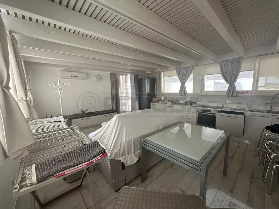 Immagine 24 di Pizzeria / Pub in vendita  a Campobello Di Mazara