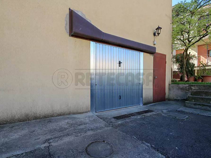 Immagine 38 di Trilocale in vendita  in Via Zuccola 29 a Bolzano Vicentino