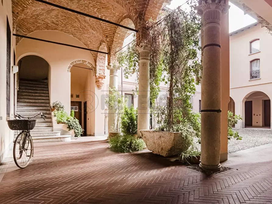 Immagine 3 di Pentalocale in vendita  in Via Ala Ponzone a Cremona