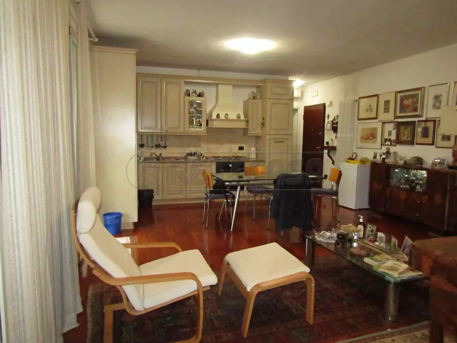 Immagine 1 di Bilocale in vendita  a Rosà