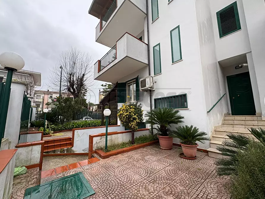 Immagine 49 di Villetta a schiera in vendita  in Via Giudice Falcone a Marcianise