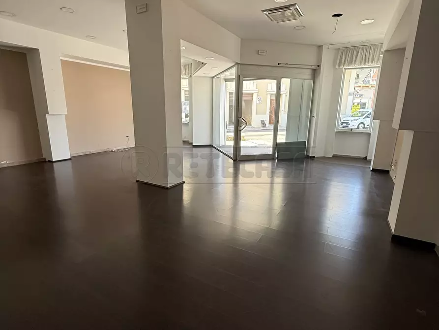 Immagine 4 di Locale commerciale in affitto  in Piazza Giuseppe Mazzini 16 a Nardo'